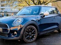 Gebraucht Mini Cooper Pepper 136 PS (100 kW) 2016 Blau Kleinwagen