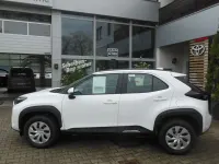Neu Toyota Yaris Cross Edition 116 PS (85 kW) 2025 Weiß SUV