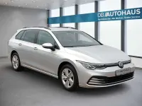 Gebraucht VW Golf VIII Life 110 PS (80 kW) 2022 Silber Kombi