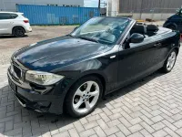 Gebraucht BMW 120 Cabriolet 170 PS (125 kW) 2012 Schwarz Cabrio