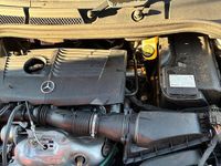 Gebraucht Mercedes B200 156 PS (114 kW) 2017 Silber Van / Kleinbus