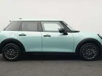 Gebraucht Mini Cooper S Classic 204 PS (150 kW) 2025 Grün Kleinwagen