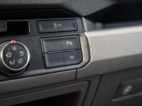 Gebraucht VW Crafter 140 PS (102 kW) 2024 Weiß Van