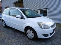 Gebraucht Ford Fiesta 60 PS (44 kW) 2008 Weiß Kleinwagen