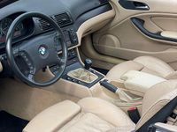 Gebraucht BMW 325 Cabriolet 192 PS (141 kW) 2001 Blau Cabrio