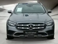 Gebraucht Mercedes E400 Avantgarde 330 PS (242 kW) 2021 Grau Limousine
