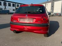 Gebraucht Peugeot 206 75 PS (55 kW) 2007 Rot Kleinwagen