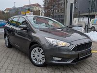 Gebraucht Ford Focus Business Edition 125 PS (91 kW) 2015 Grau Kombi