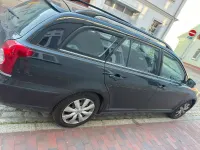 Gebraucht Toyota Avensis 126 PS (92 kW) 2009 Schwarz Kombi