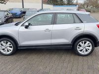 Gebraucht Audi Q2 Design 150 PS (110 kW) 2018 Silber SUV