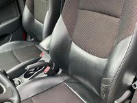 Gebraucht Hyundai i30 Edition 109 PS (80 kW) 2011 Grau Kleinwagen