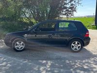 Gebraucht VW Golf IV 75 PS (55 kW) 2002 Schwarz Kleinwagen