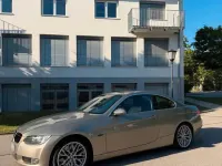 Gebraucht BMW 330 212 PS (155 kW) 2009 Gold Limousine