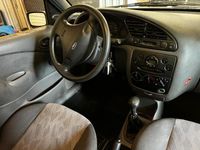 Second-hand Ford Fiesta 60 CP (44 kW) 2000 Argintiu Hatchback