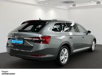 Gebraucht Skoda Superb Style 218 PS (160 kW) 2022 Grau Kombi