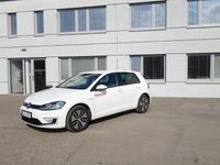 Gebraucht VW e-Golf 100 kW (136 PS) 2021 Weiß Kleinwagen
