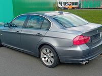 Gebraucht BMW 330 Sport Line 272 PS (200 kW) 2008 Grau Limousine
