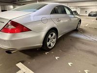 Gebraucht Mercedes CLS320 224 PS (164 kW) 2007 Silber Coupé