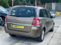 Gebraucht Opel Zafira Edition 140 PS (102 kW) 2013 Bronze Van / Kleinbus