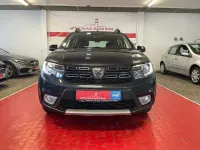 Gebraucht Dacia Sandero Celebration 90 PS (66 kW) 2020 Grau "comete" SUV