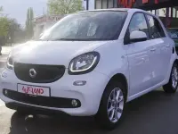 Usata Smart ForFour Basis 90 CV (66 kW) 2019 Bianco Utilitaria
