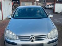 Gebraucht VW Golf V 75 PS (55 kW) 2005 Grau Kleinwagen