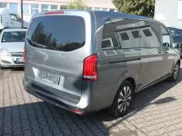 Gebraucht Mercedes V220 Edition 163 PS (119 kW) 2023 Grau Van / Kleinbus