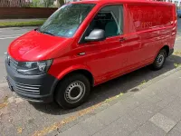 Gebraucht VW Transporter 102 PS (75 kW) 2017 Rot Van
