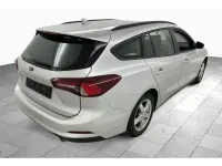 Gebraucht Ford Focus 120 PS (88 kW) 2023 Weiss (metallic) Kombi
