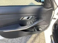 Gebraucht BMW 330 M Sport 184 PS (135 kW) 2021 Weiss Kombi