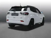 Gebraucht Jeep Compass 179 PS (131 kW) 2022 Alpine white (weiß) / dach sch SUV