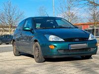Gebraucht Ford Focus Trend 101 PS (74 kW) 2000 Grün Limousine