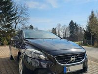 Gebraucht Volvo V40 114 PS (83 kW) 2012 Schwarz Kleinwagen