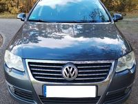 Gebraucht VW Passat Highline 122 PS (89 kW) 2009 Islandgrau Kombi
