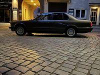 Second-hand BMW 730 188 CP (138 kW) 1990 Berlinǎ
