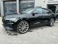 Gebraucht Audi Q8 S-Line 286 PS (210 kW) 2022 Andere SUV