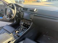 Gebraucht Skoda Superb LAURIN & KLEMENT 190 PS (139 kW) 2016 Blau Kombi