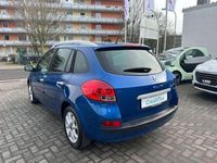 Gebraucht Renault Clio II Dynamique 111 PS (81 kW) 2008 Blau Limousine