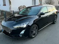 Gebraucht Ford Focus Titanium 150 PS (110 kW) 2020 Schwarz Kombi