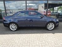 Gebraucht VW Eos Sport 122 PS (89 kW) 2012 Blau Cabrio