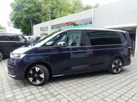 Second-hand VW Multivan 204 CP (150 kW) 2023 Albastru Monovolum