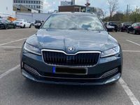 gebraucht Skoda Superb SCOUT*DSG*4X4*MATRIX*AHK*STAND*CANT*PANO*19" & 20"