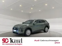 Używany Audi Q5 Ambiente 204 KM (150 kW) 2025 Zielony SUV
