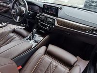 Gebraucht BMW 530 265 PS (194 kW) 2019 Blau Kombi
