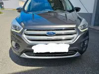 Usado Ford Kuga 150 HP (110 kW) 2019 Cinzento SUV