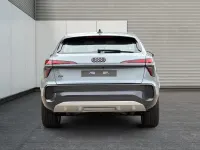 Neu Audi Q3 Sportback Basis 150 PS (110 kW) 2026 Pfeilgrau perleffekt SUV