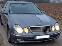 Gebraucht Mercedes E240 Avantgarde 177 PS (130 kW) 2005 Blau Limousine