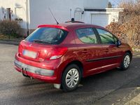 Gebraucht Peugeot 207 75 PS (55 kW) 2011 Rot Limousine