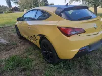 Gebraucht Opel Astra GTC 179 PS (131 kW) 2012 Gelb Coupé