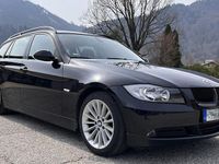 Gebraucht BMW 318 143 PS (105 kW) 2008 Schwarz Kombi